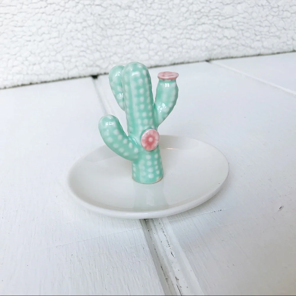 Anthropologie Mint Green & Pink Cactus Jewelry Ring Holder
